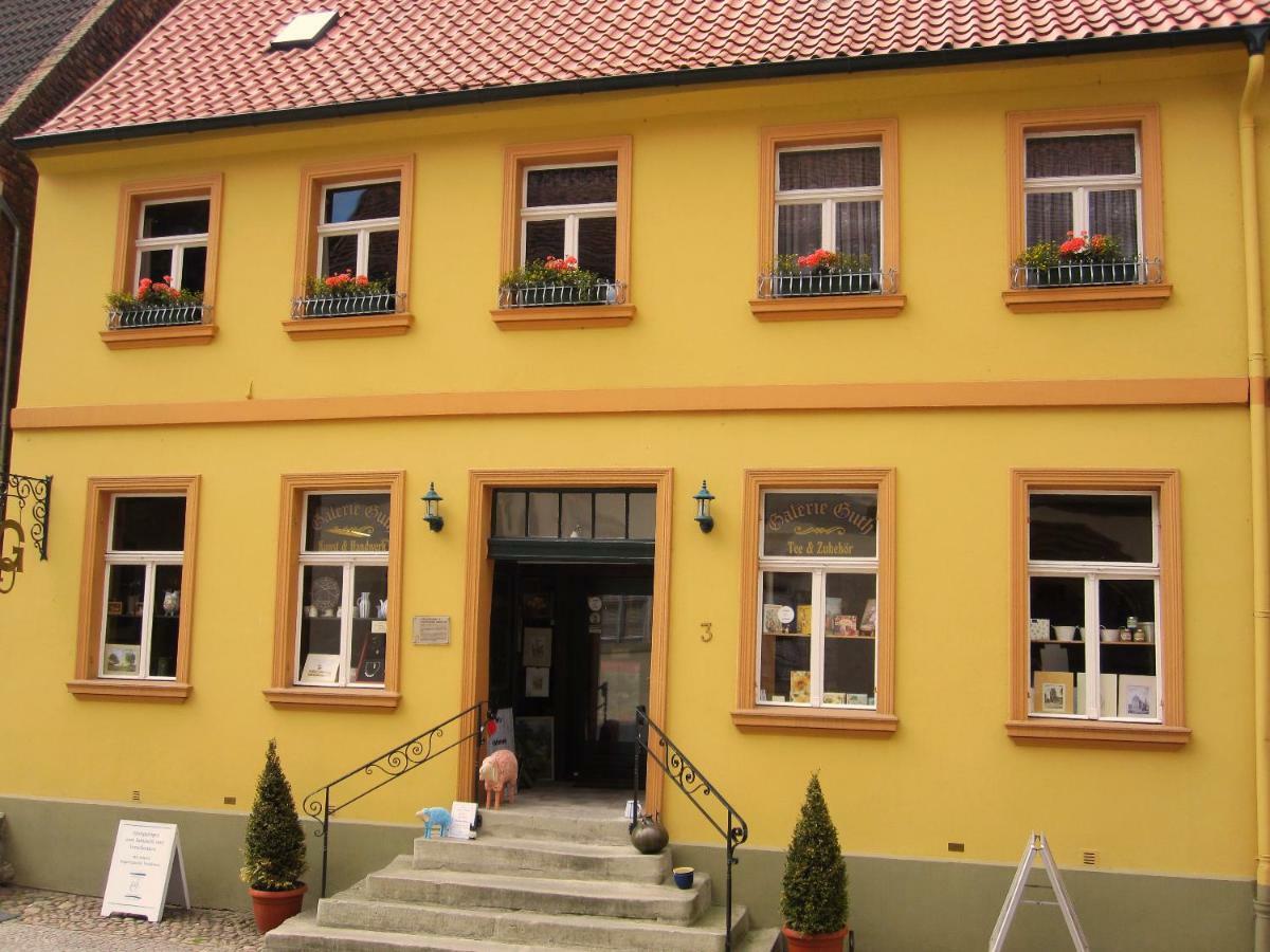 Im Kurfuerstlichen Zollamt * Tangermuende